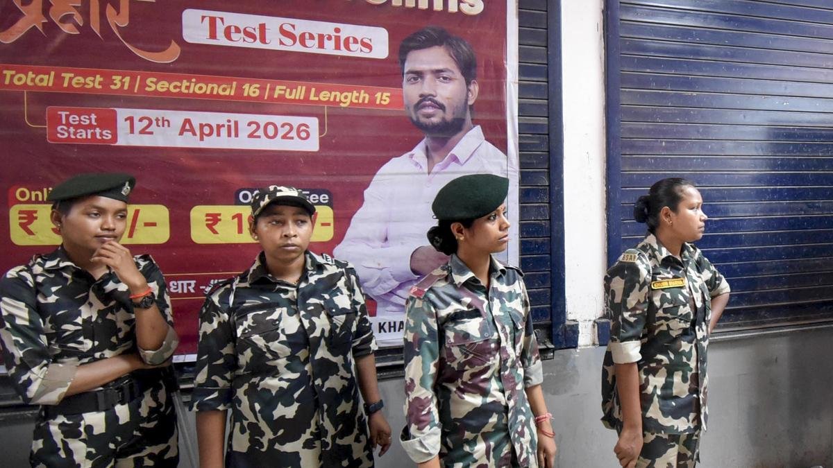 Khan Sir Coaching Center Vandalized in Patna: 3 Detained After Stone-Pelting Incident