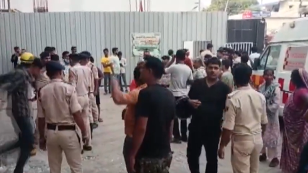 A private hospital in Muzaffarpur's intensive care unit catches fire | Image courtesy of PTI