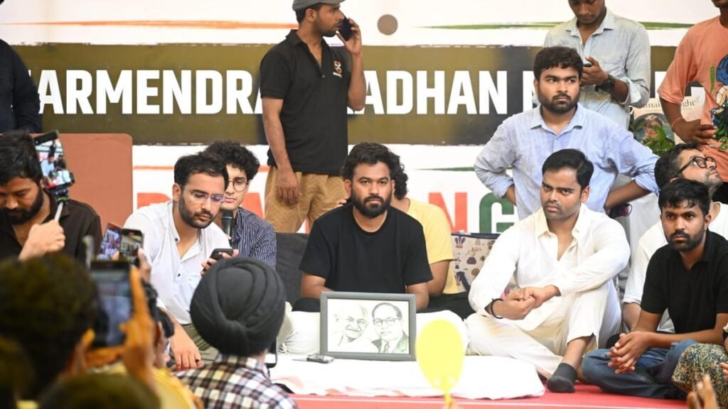 Hunger Strike by Sonam Wangchuk: CJP's Dipke Starts an Extended Hunger Strike at Jantar Mantar While Police Hospitalize Wangchuk 2 Hunger Strike by Sonam Wangchuk